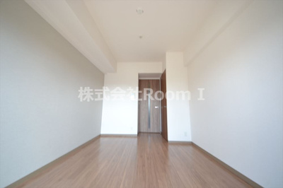 【寝室】 | エスリード松屋町SOUTH | 落ち着いて過ごせるお部屋なので、寝室にいかがでしょうか