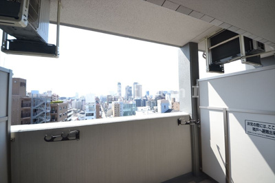 【バルコニー】 | エスリード松屋町SOUTH | お洗濯にも便利なバルコニー付き