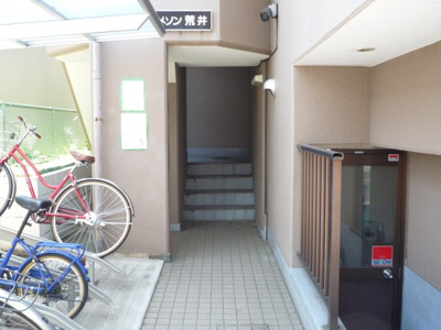 【エントランス】 | メゾン荒井