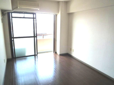 【居間・リビング】 | メゾン荒井 | ※参考写真