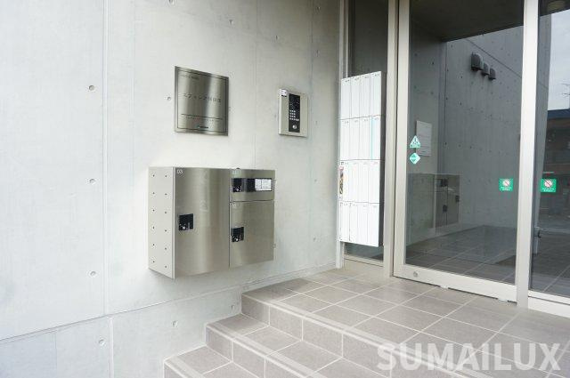 熊本市東区保田窪５丁目の賃貸マンションのエントランス