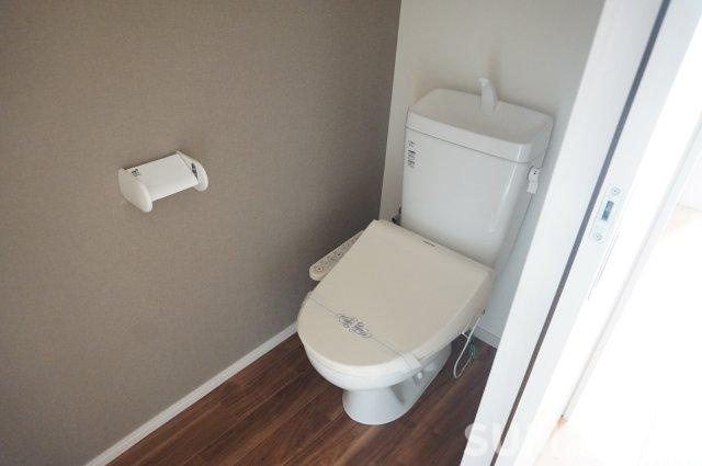 熊本市東区保田窪５丁目の賃貸マンションのトイレ