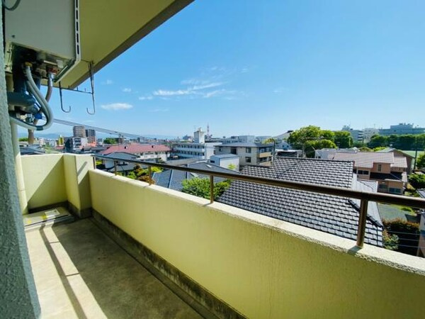 熊本市東区新南部３丁目の賃貸マンションのバルコニー