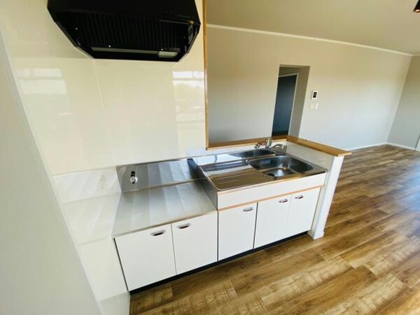 熊本市東区新南部３丁目の賃貸マンションのキッチン