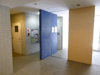 【エントランス】 | シュロス初台