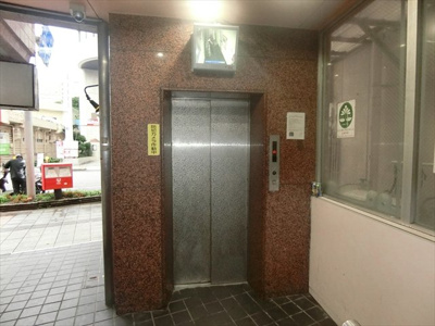 【エントランス】 | ブレスビル