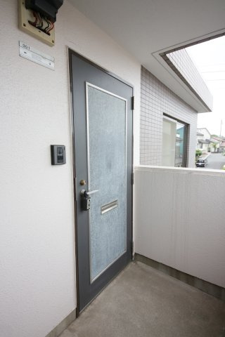 エステート富貴ノ台の玄関