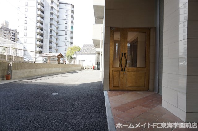 熊本市中央区船場町３丁目の賃貸マンションのロビー