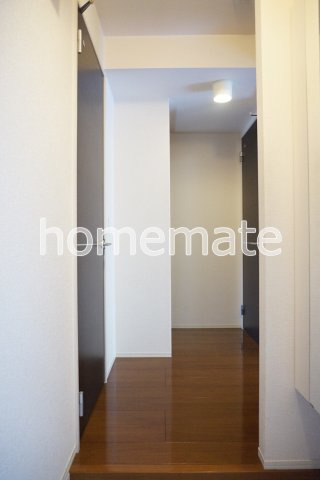 熊本市東区保田窪３丁目のアパートの玄関