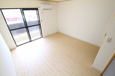 【居間・リビング】 | メゾン戸崎通