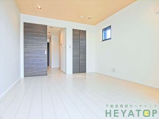 【居間・リビング】 | 洋室６.９帖