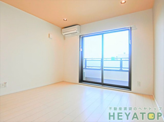 【内装】 | 洋室６.９帖