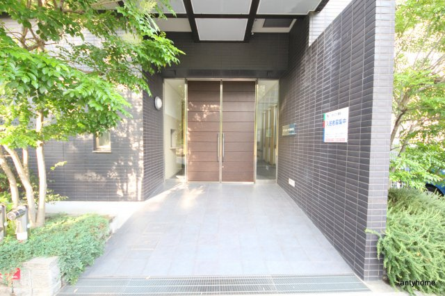 グランカーサ梅田北　仲介手数料無料のエントランス