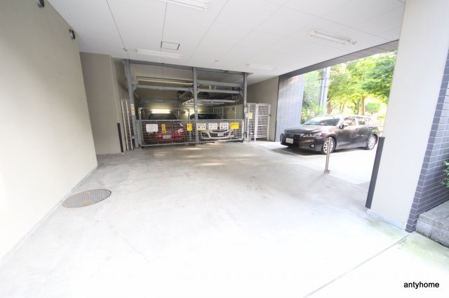 グランカーサ梅田北　仲介手数料無料の駐車場