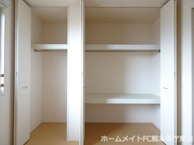 上益城郡益城町大字広崎のアパートの収納