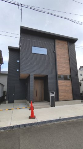 坊島１丁目新築戸建の外観