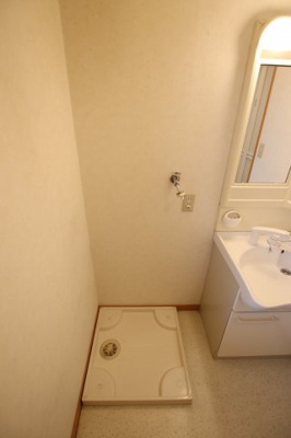 【設備】 | グリーンスクエア | 室内洗濯機置場