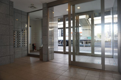 【エントランス】 | ジェイ・エス・ティ横浜東 | ジェイ・エス・ティ横浜東　エントランス