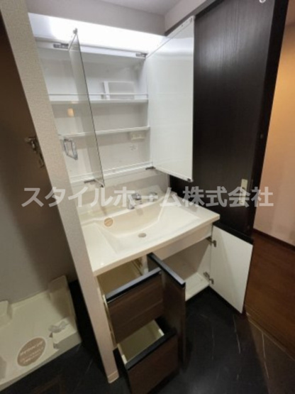 【洗面所】 | ＣＡＳＡ９４ | 脱衣スペースもあります