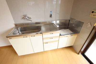 【キッチン】 | メゾン津々山台