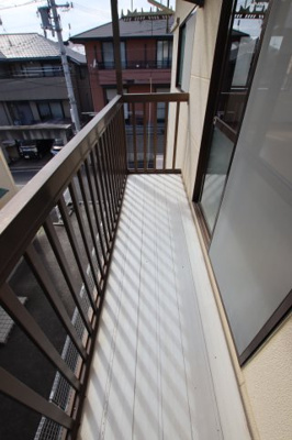 【バルコニー】 | メゾン津々山台