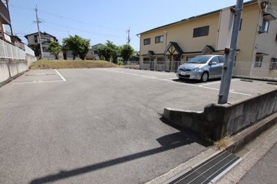 【駐車場】 | メゾン津々山台