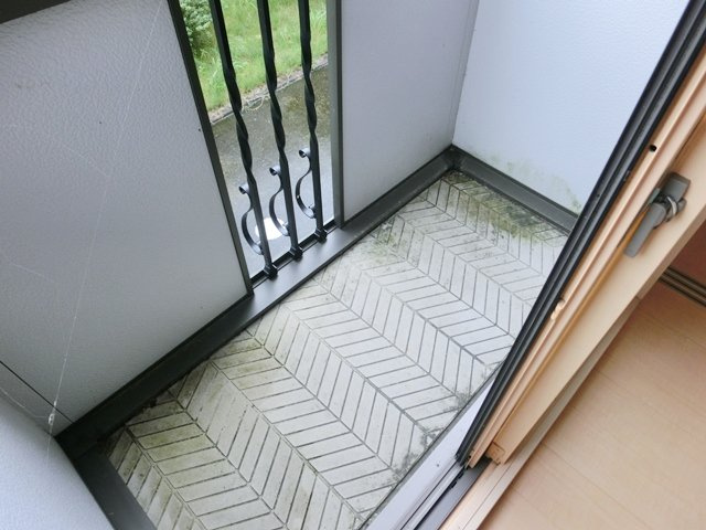 シャルマン・フローラ【キャッシュバック対象物件】のバルコニー