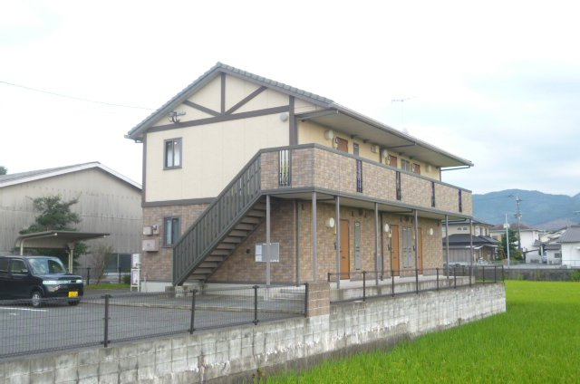 シャルマン・フローラ【キャッシュバック対象物件】の駐車場