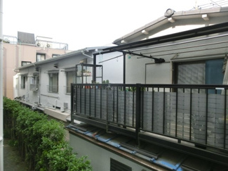 【展望】 | 連雀通り沿いで夜道も安心。