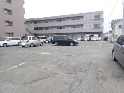 【外観】 | ティアラ