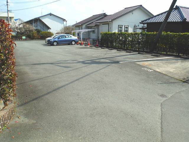 セジュールメゾン【キャッシュバック対象物件】の駐車場