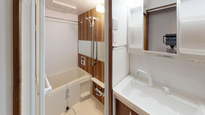 【浴室】 | THE　SQUARE　Platinum　 Residence | お風呂で日々の疲れを落としましょう