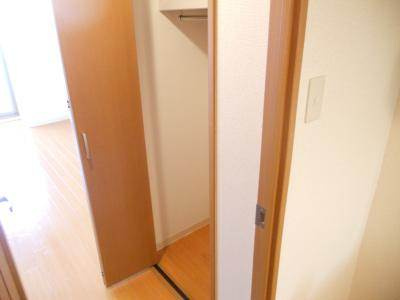 ウインドベル二条駅の収納|クローゼット