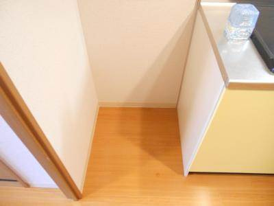 ウインドベル二条駅のその他|冷蔵庫設置スペース