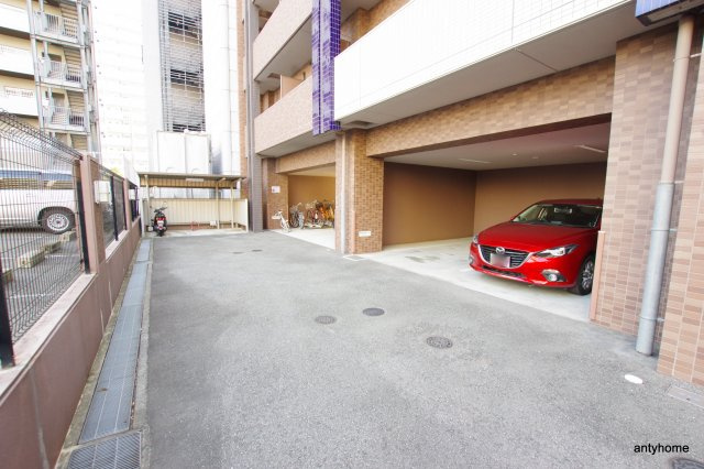 アドバンス新大阪Ⅲ　仲介手数料無料の駐車場