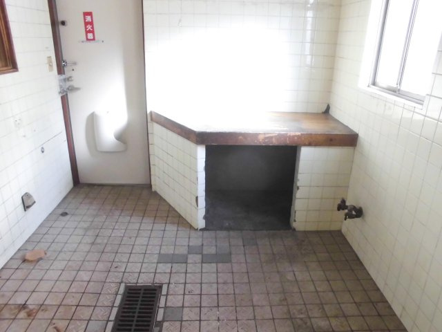 文京区本郷６丁目の住宅付店舗戸建の内装|店舗部分