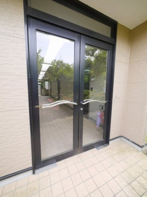 【エントランス】 | ワイズスクエア