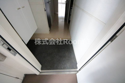 【玄関】 | ロイヤルパークス桃坂 | シンプルで使いやすい玄関です