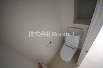 【トイレ】 | ロイヤルパークス桃坂 | 清潔感のあるトイレです