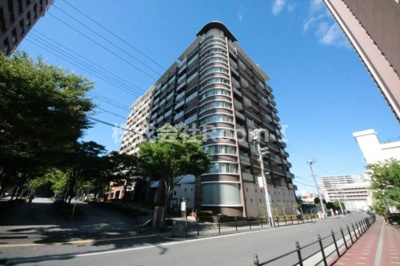 【外観】 | ロイヤルパークス桃坂 | 落ち着いた雰囲気の外観です