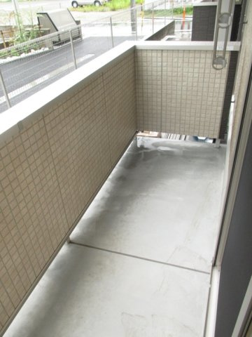 エスペランサ旭A棟のバルコニー