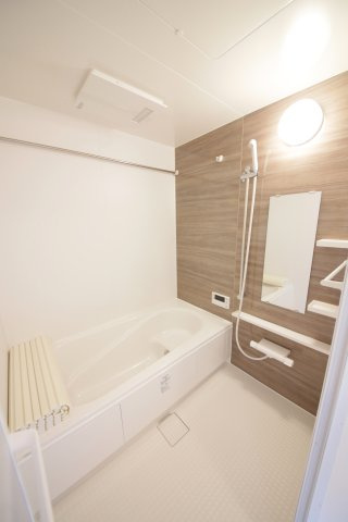 エスペランサ旭　A棟の浴室