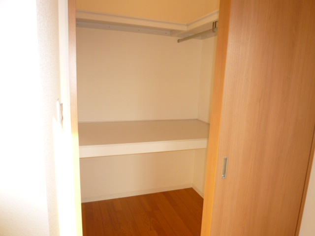 エクリールＢの収納|ウォークインクローゼット