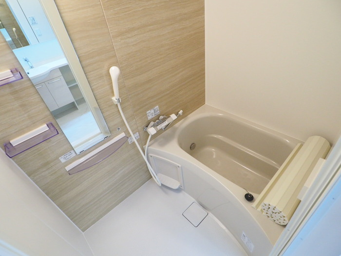 クレールガーデンの浴室