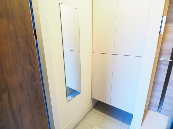 クレールガーデンの玄関