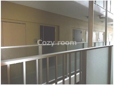 【その他共用部分】 | セレニテ新大阪calme | 共有廊下です。