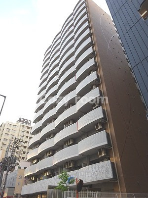 【外観】 | セレニテ新大阪calme | 落ち着いた雰囲気の外観です