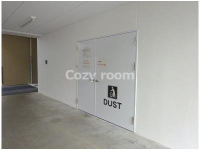 【その他共用部分】 | セレニテ新大阪calme | 敷地内ゴミ置き場