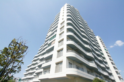 【外観】 | インテリジェントシティ | 【現地写真】 
総戸数265戸の大規模マンションです♪