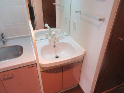 プレサンス京都神宮道の独立洗面台